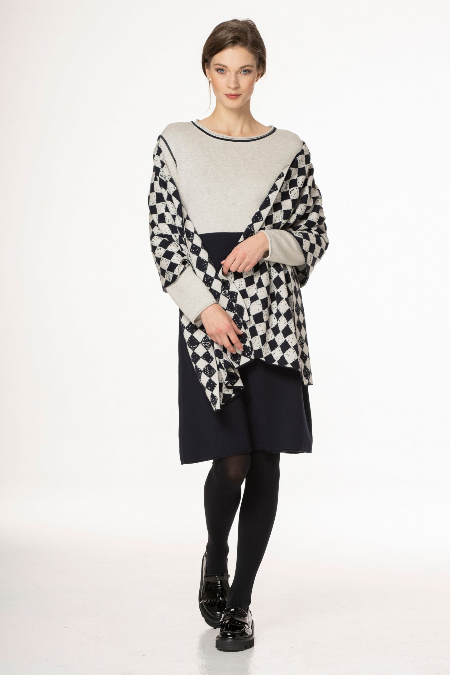 PLAID - 657
