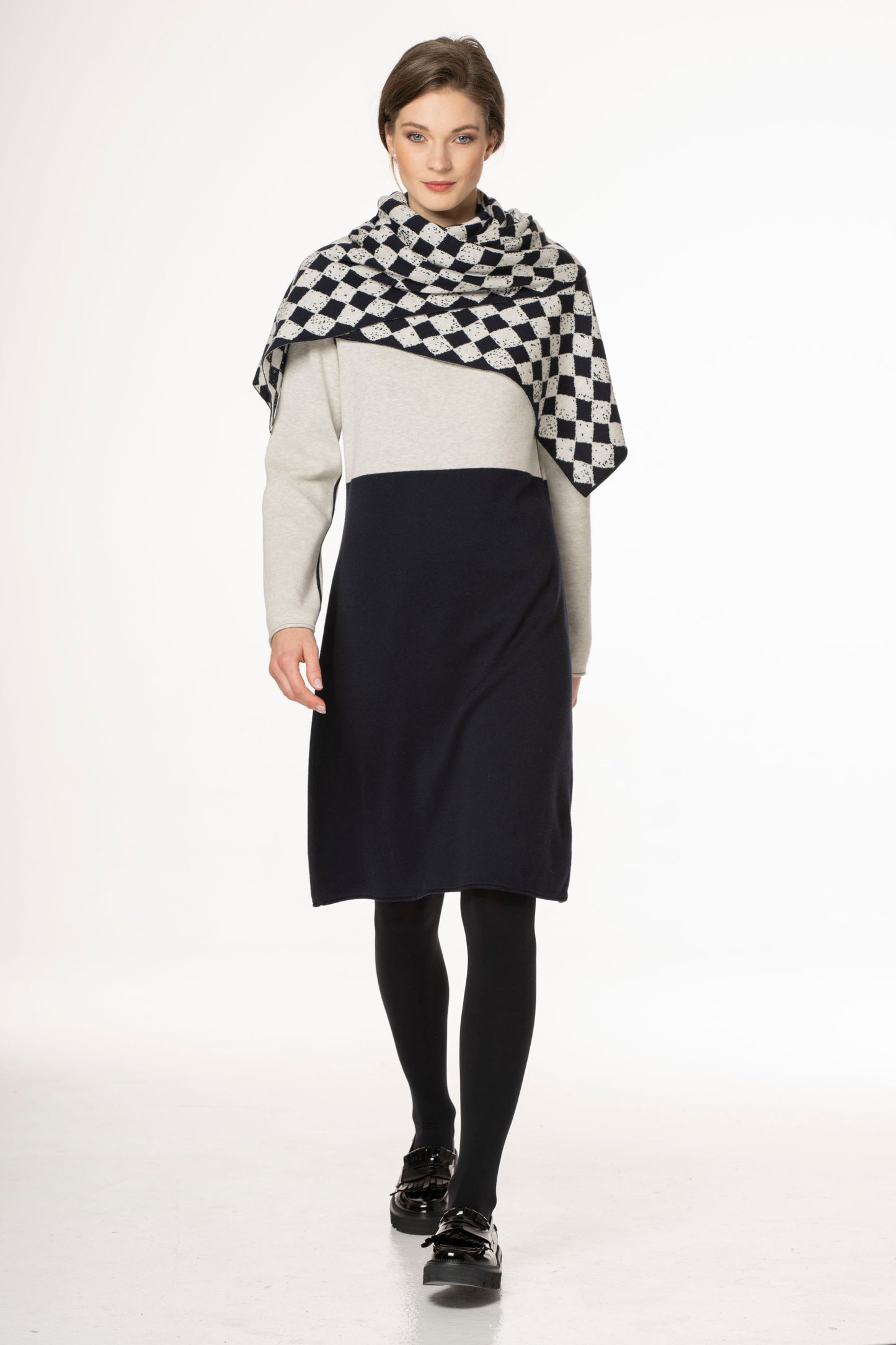PLAID - 657
