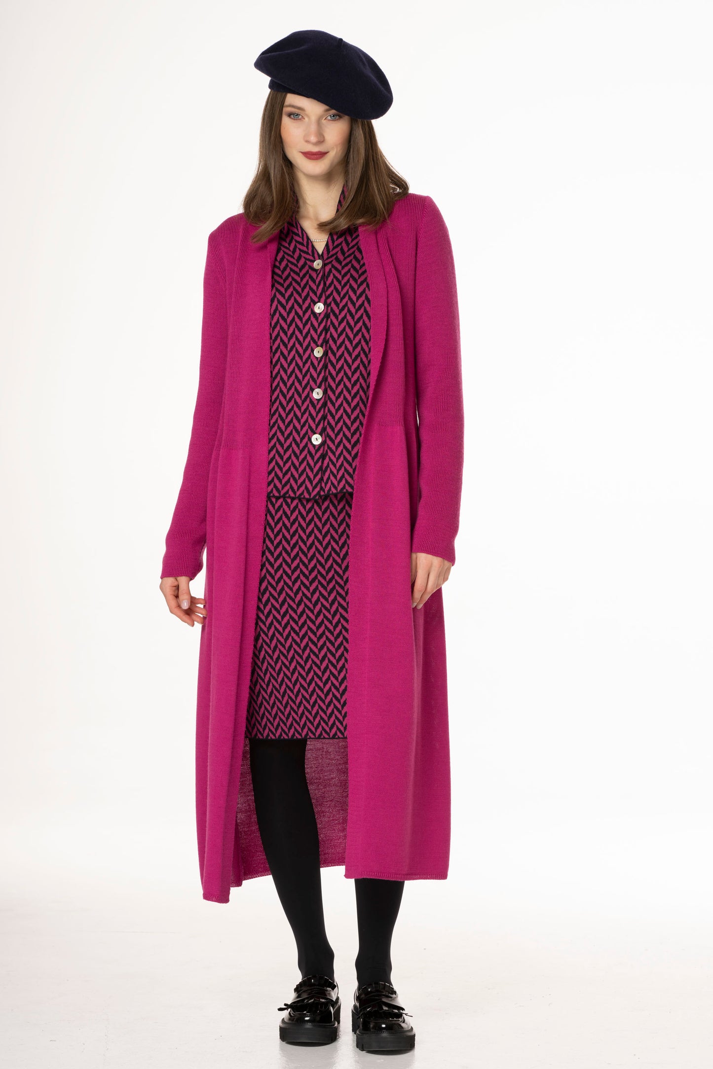 COAT/SWEATER - 586