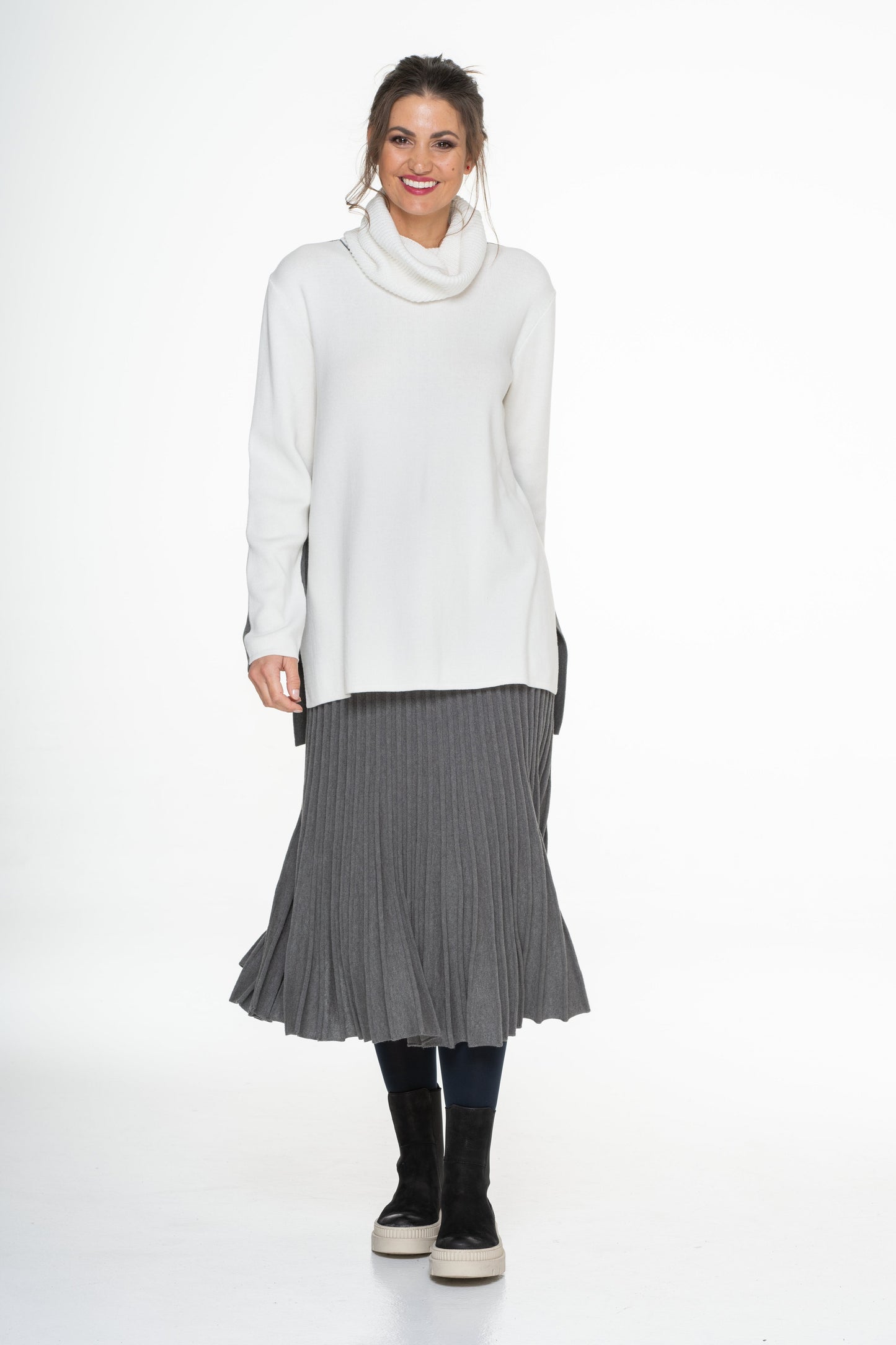 SWEATER/TURTLENECK - 650