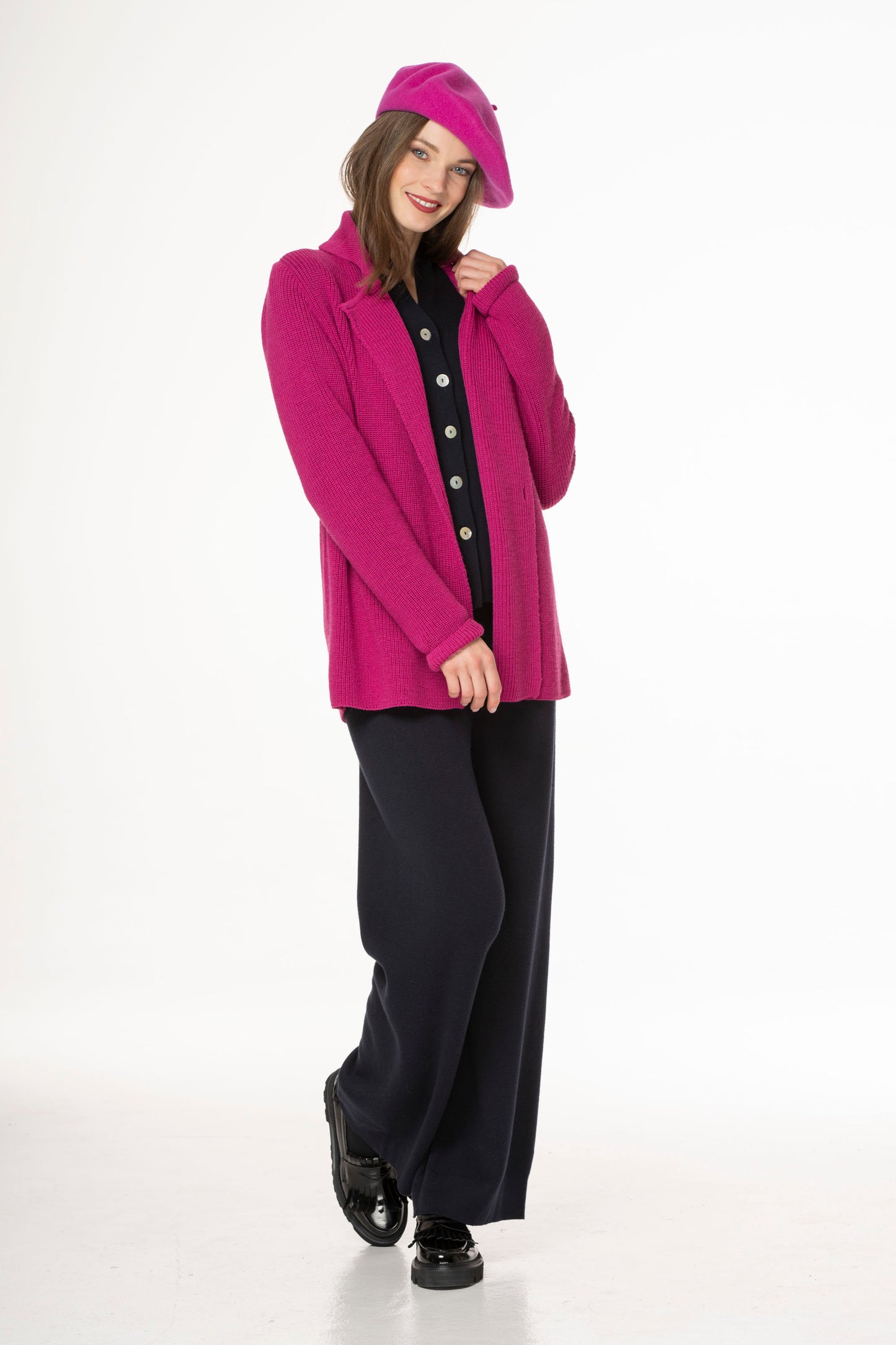 SHORT DOUBLE - BREASTED SWEATER - 605