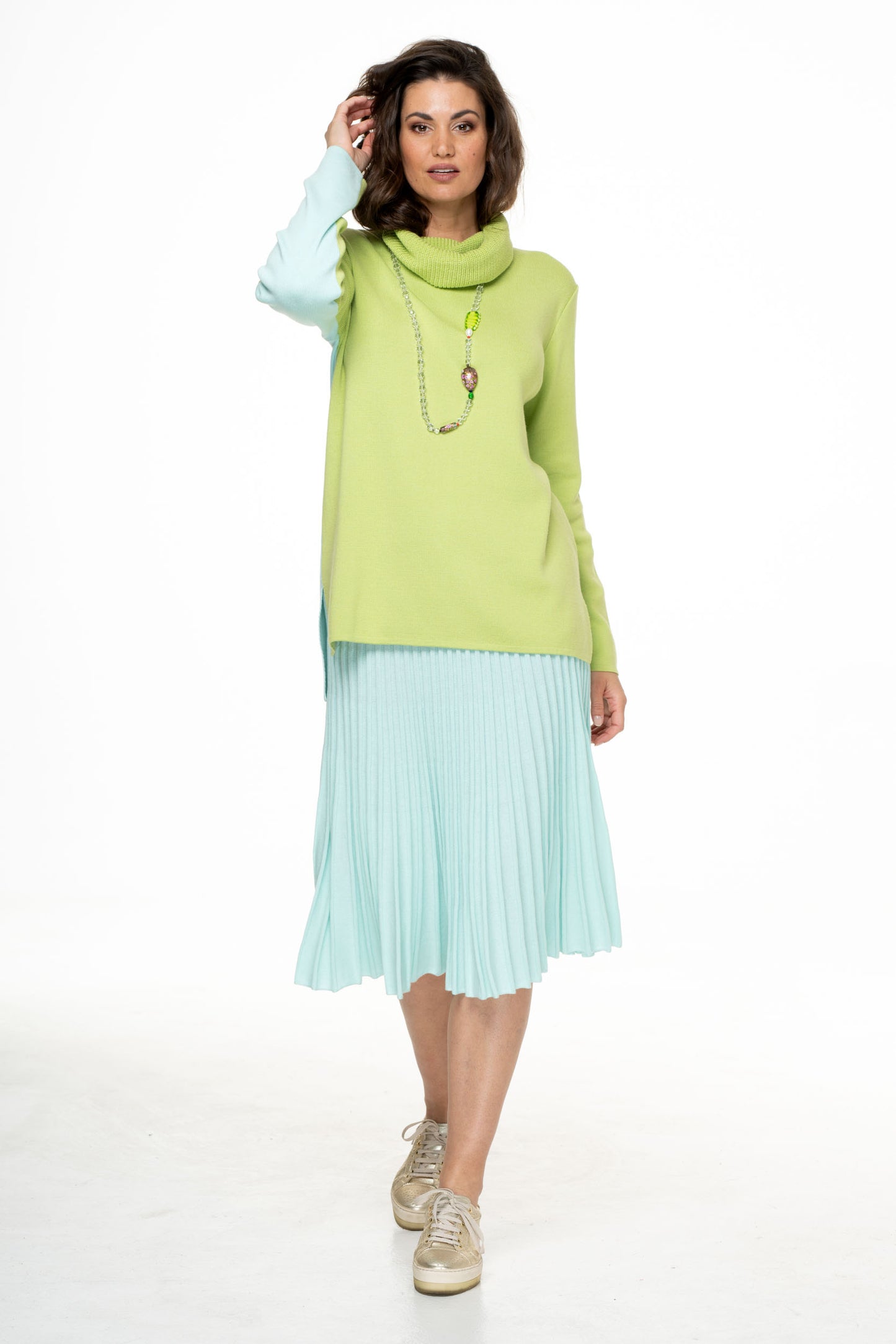 SWEATER/TURTLENECK - 650