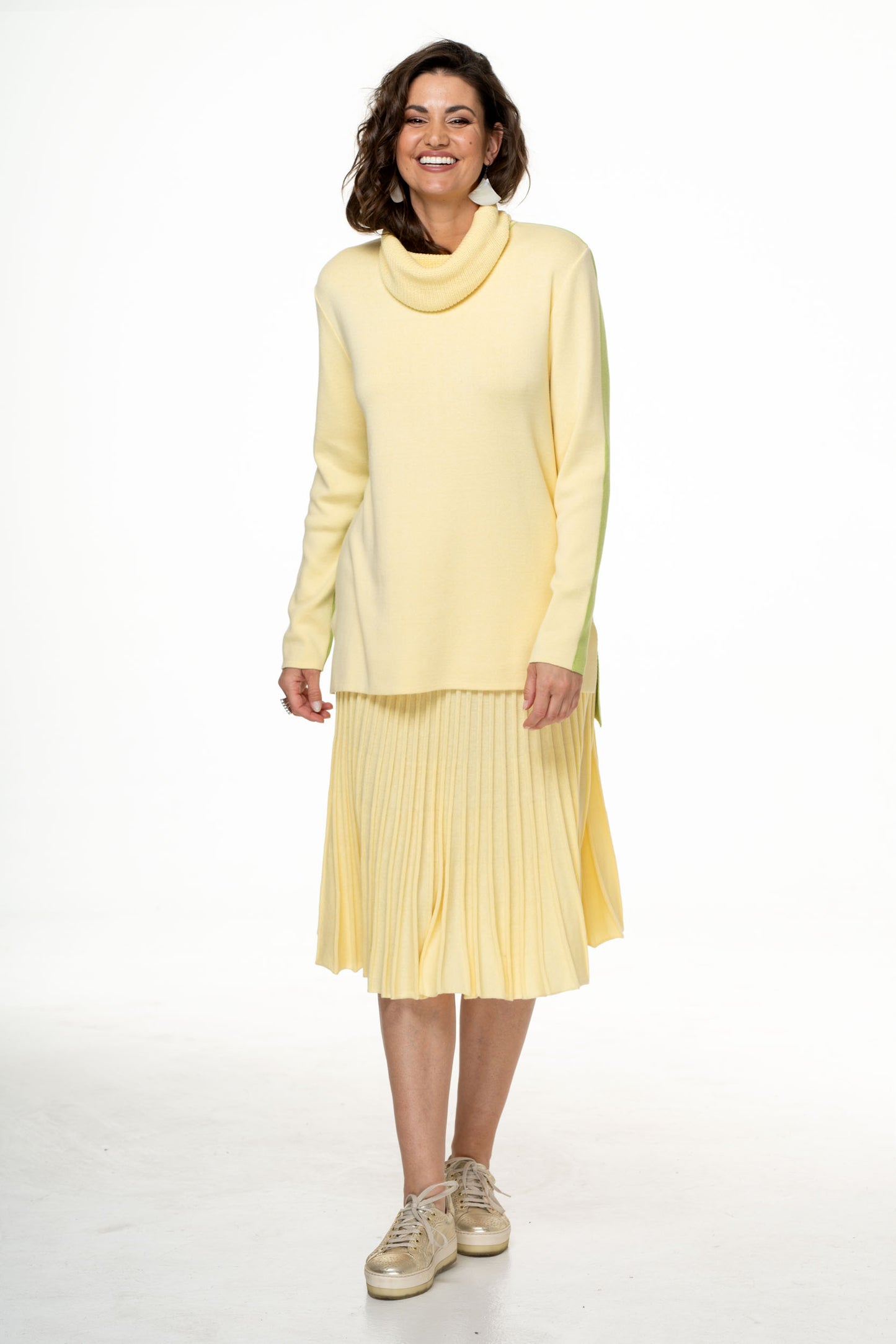 SWEATER/TURTLENECK - 650