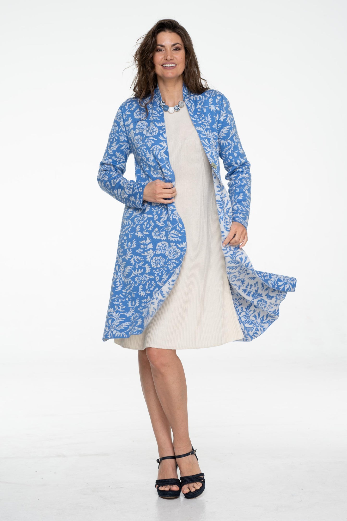 SHORT FLARED COAT/CARDIGAN - 628