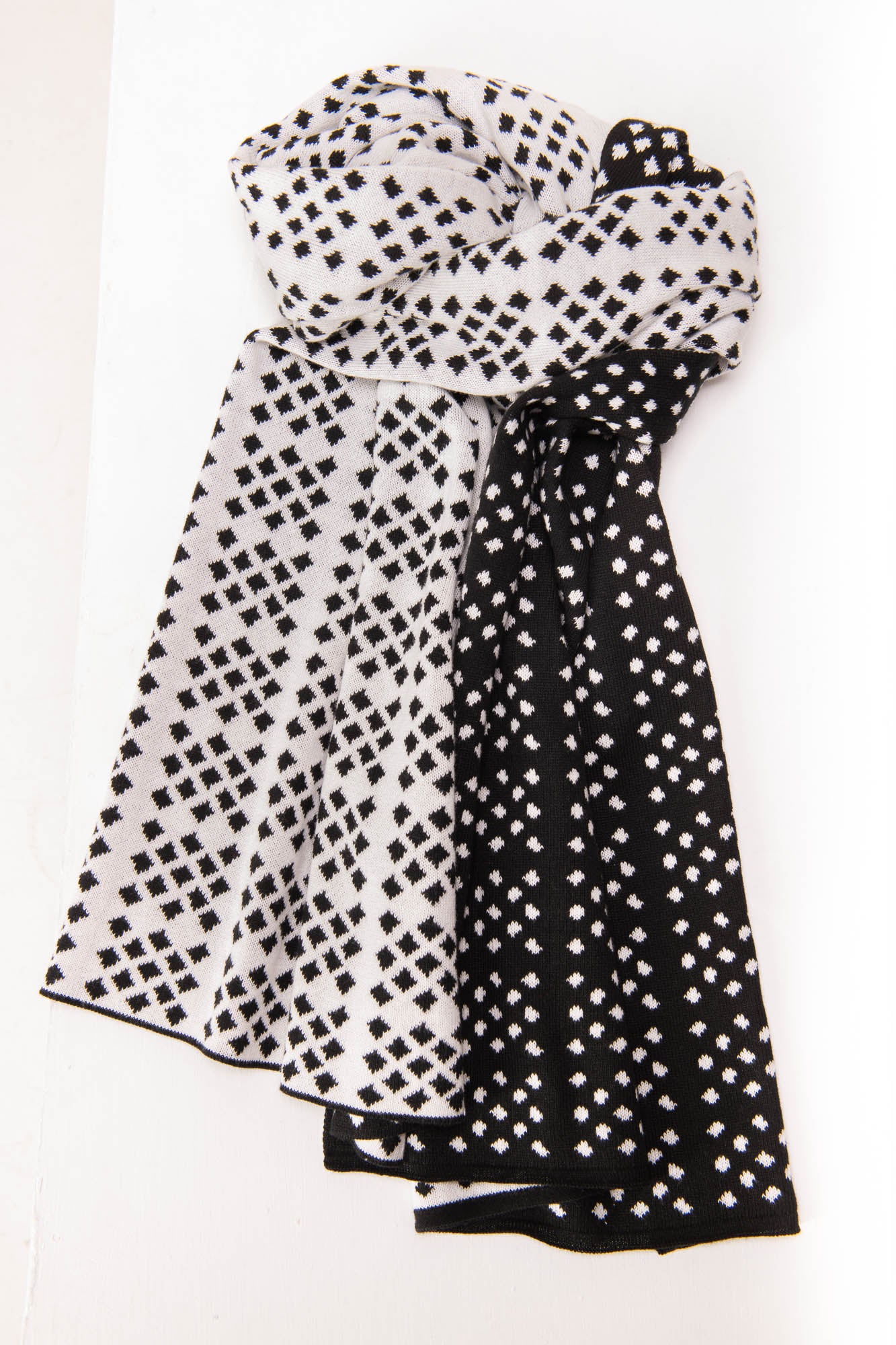 PLAID/KNITWEAR - C0/24