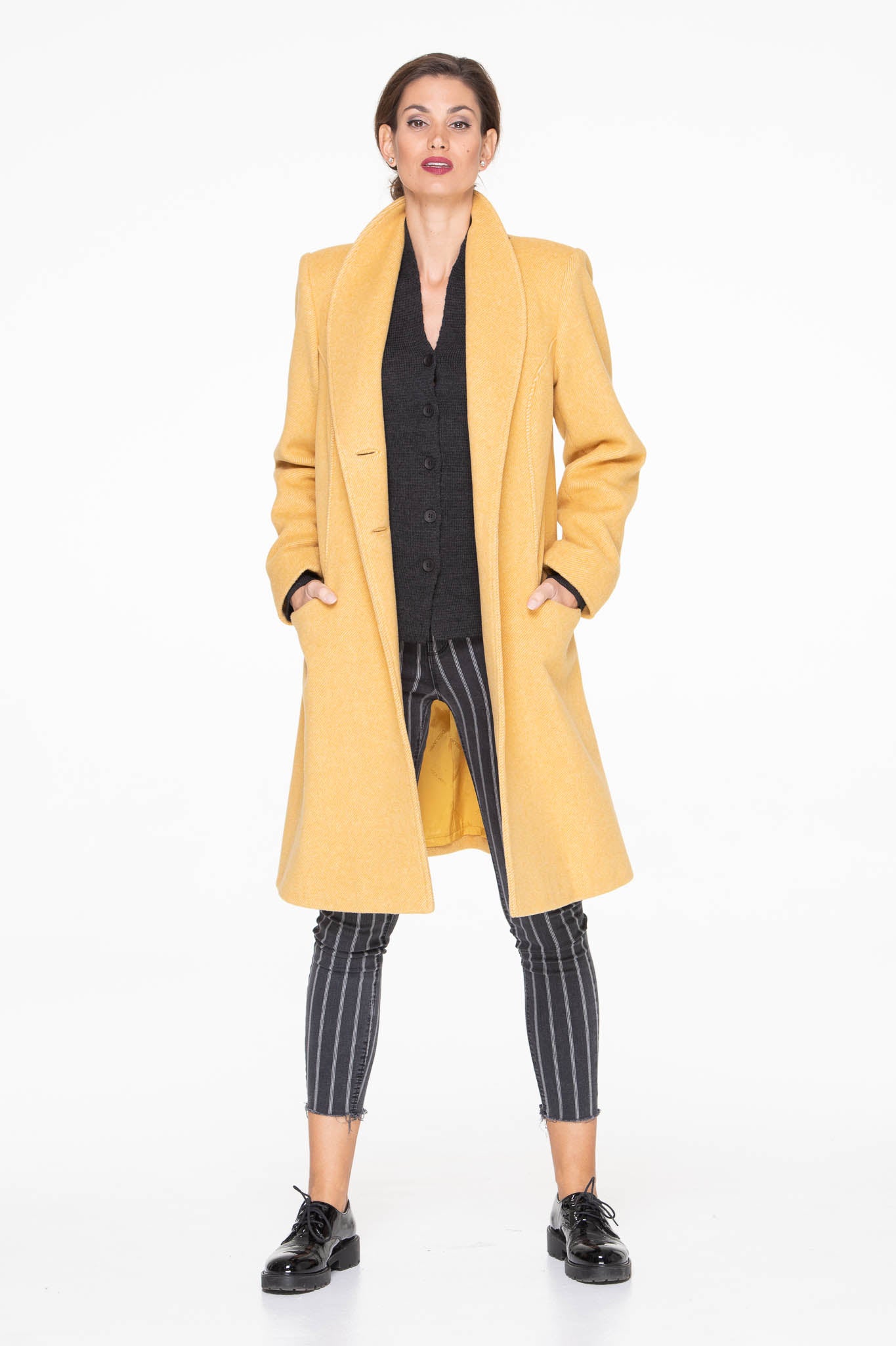 YELLOW COAT - 1
