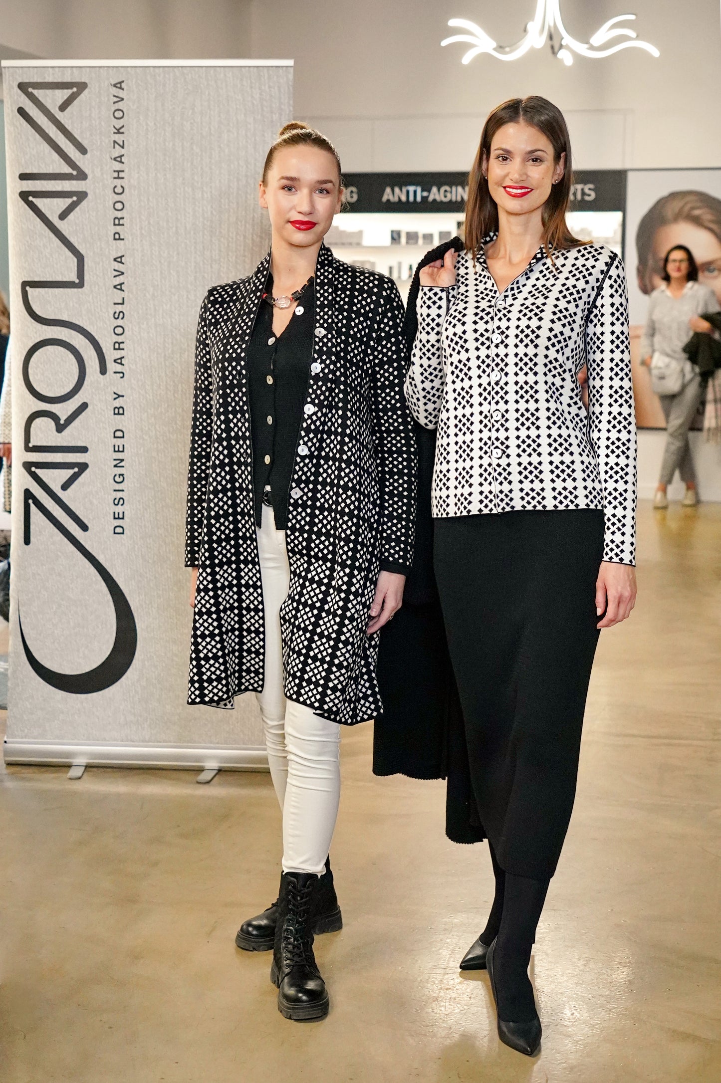 LONG COAT/CARDIGAN - 628