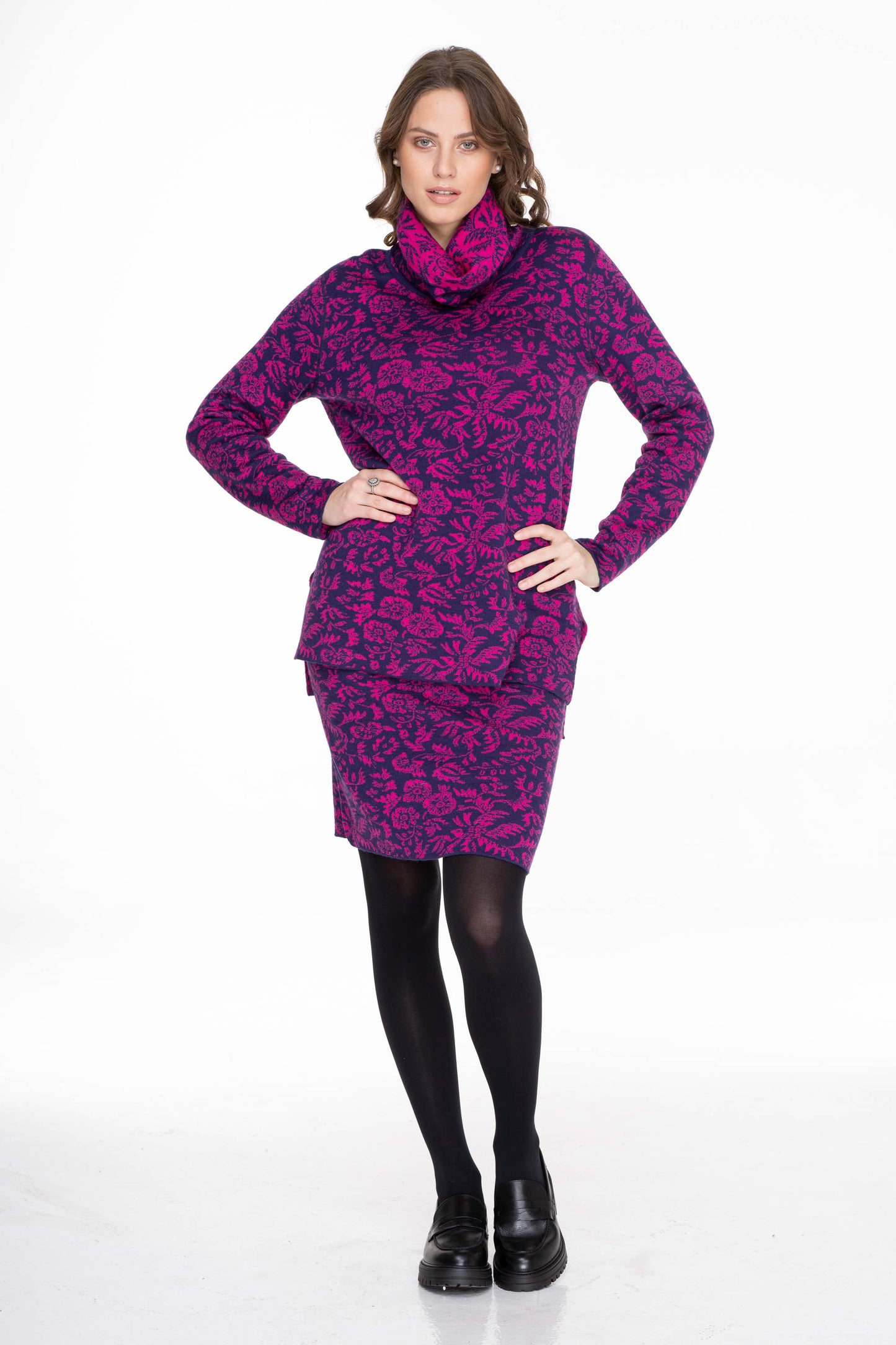 SUKNĚ ÚZKÁ KRÁTKÁ - 652 C