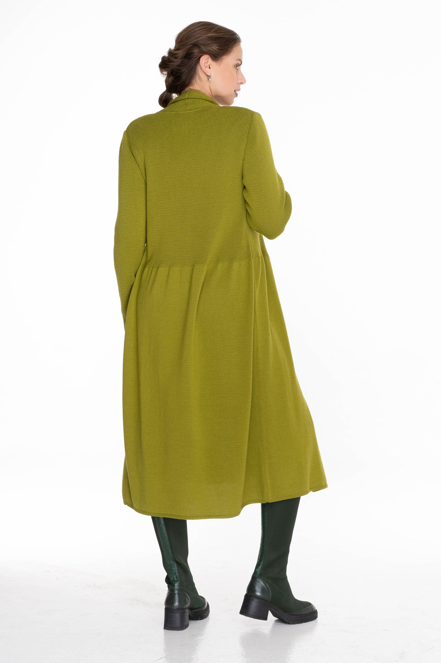 DLOUHÝ ROZŠÍŘENÝ KABÁT 586 A