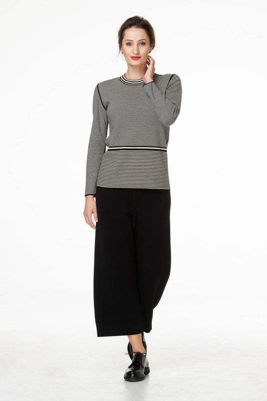 SWEATER - 627